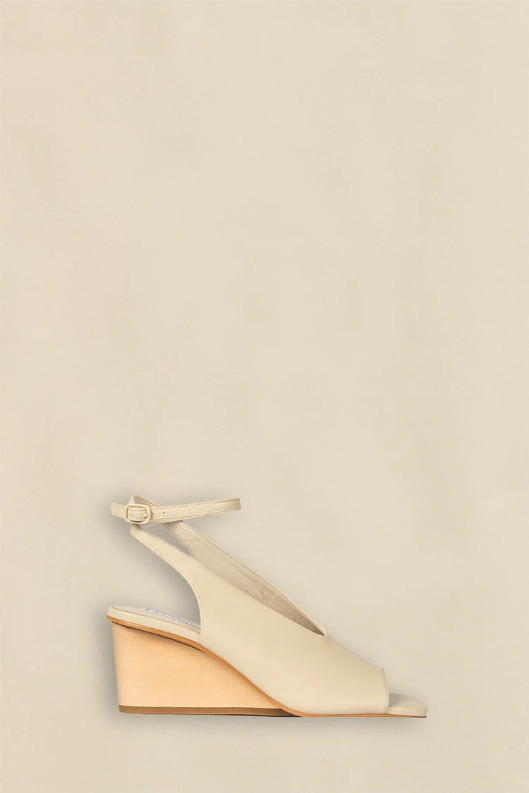 Zoe Kratzmann Gala Wedge Heel in Cashew