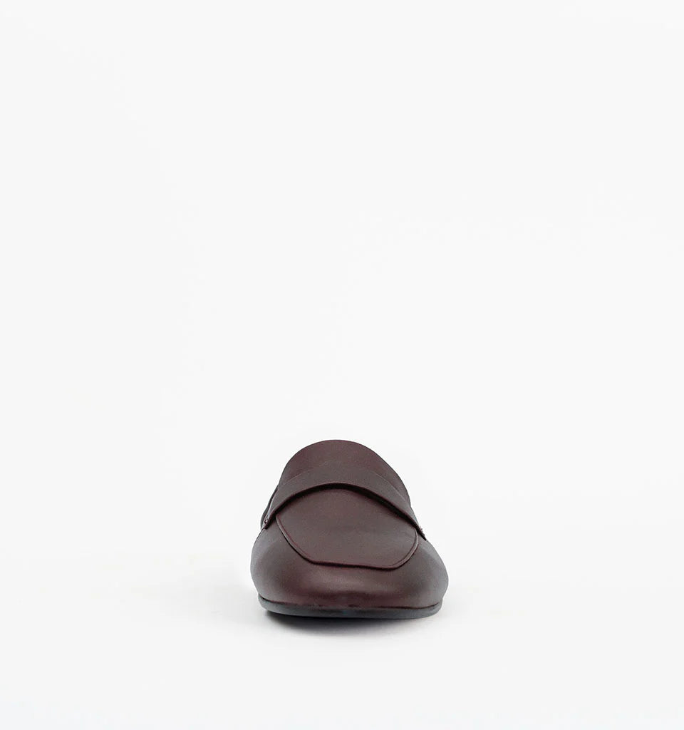 Alias Mae Ives Loafer Burgandy Oily Leather