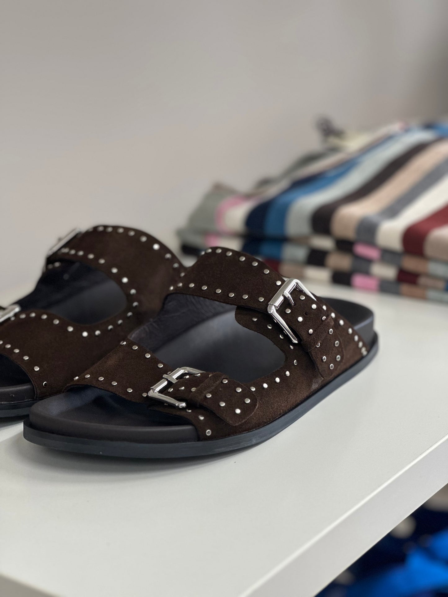 EOS Stara Slide in Chestnut Suede