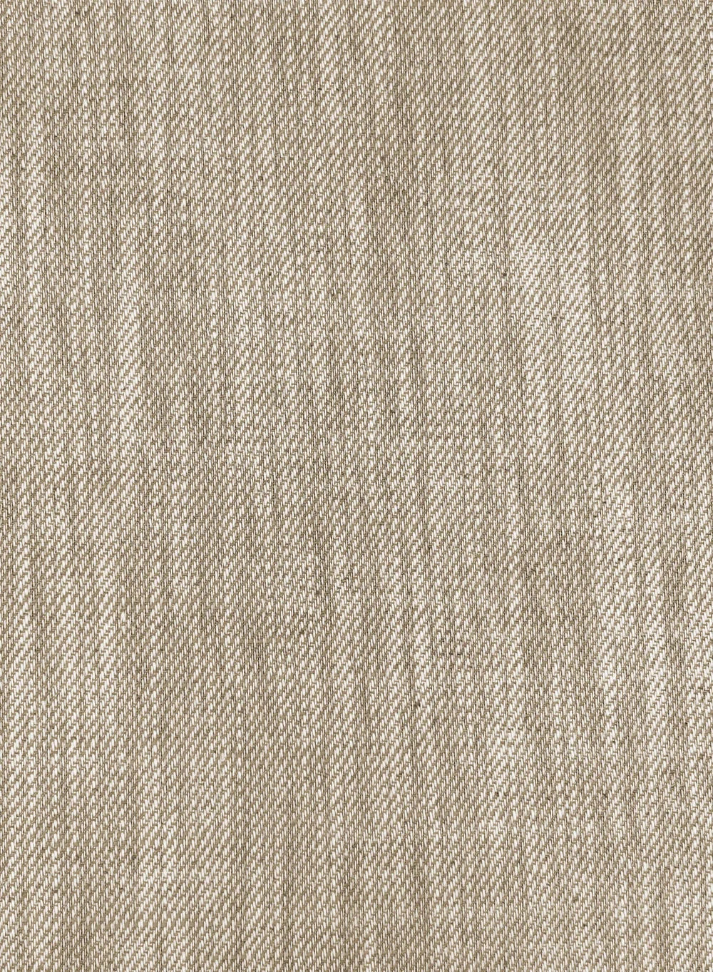 Esmaee Etch Bermuda Short in Sand