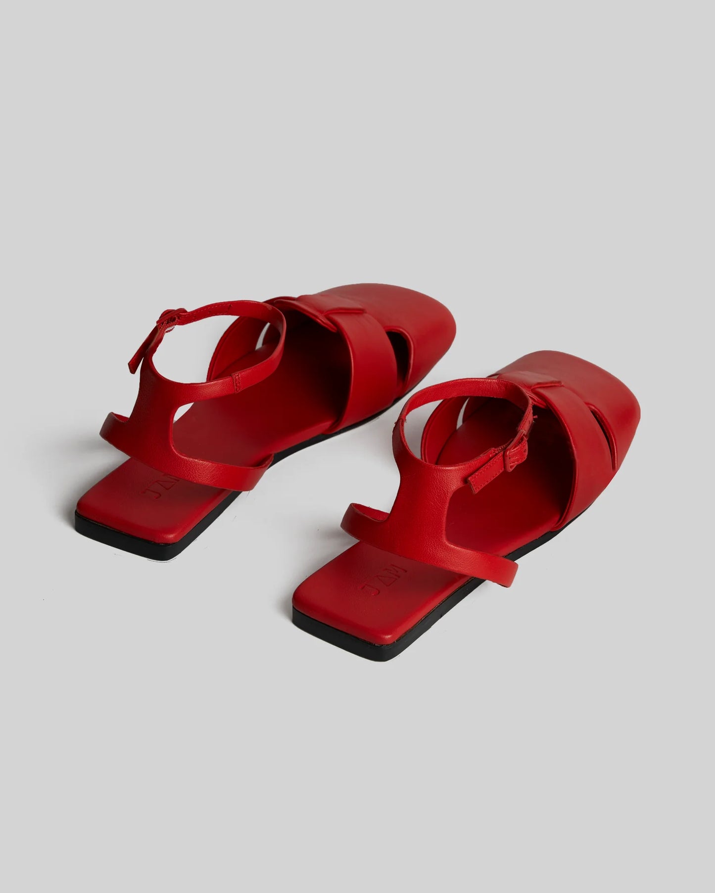 JVAM Brandi Flat in Cartier