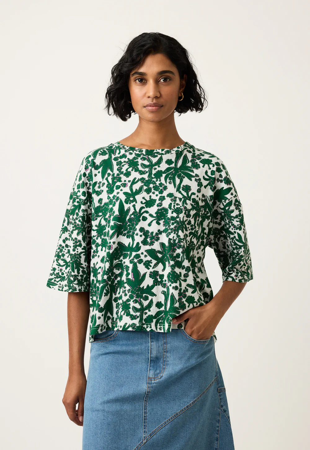 Nancybird Tasmin Boxy Tee in Parsley