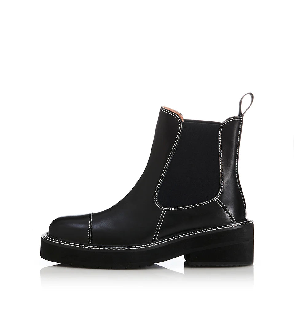 Alias Mae Ebony Chelsea Boot in Black Leather - the tartan fox