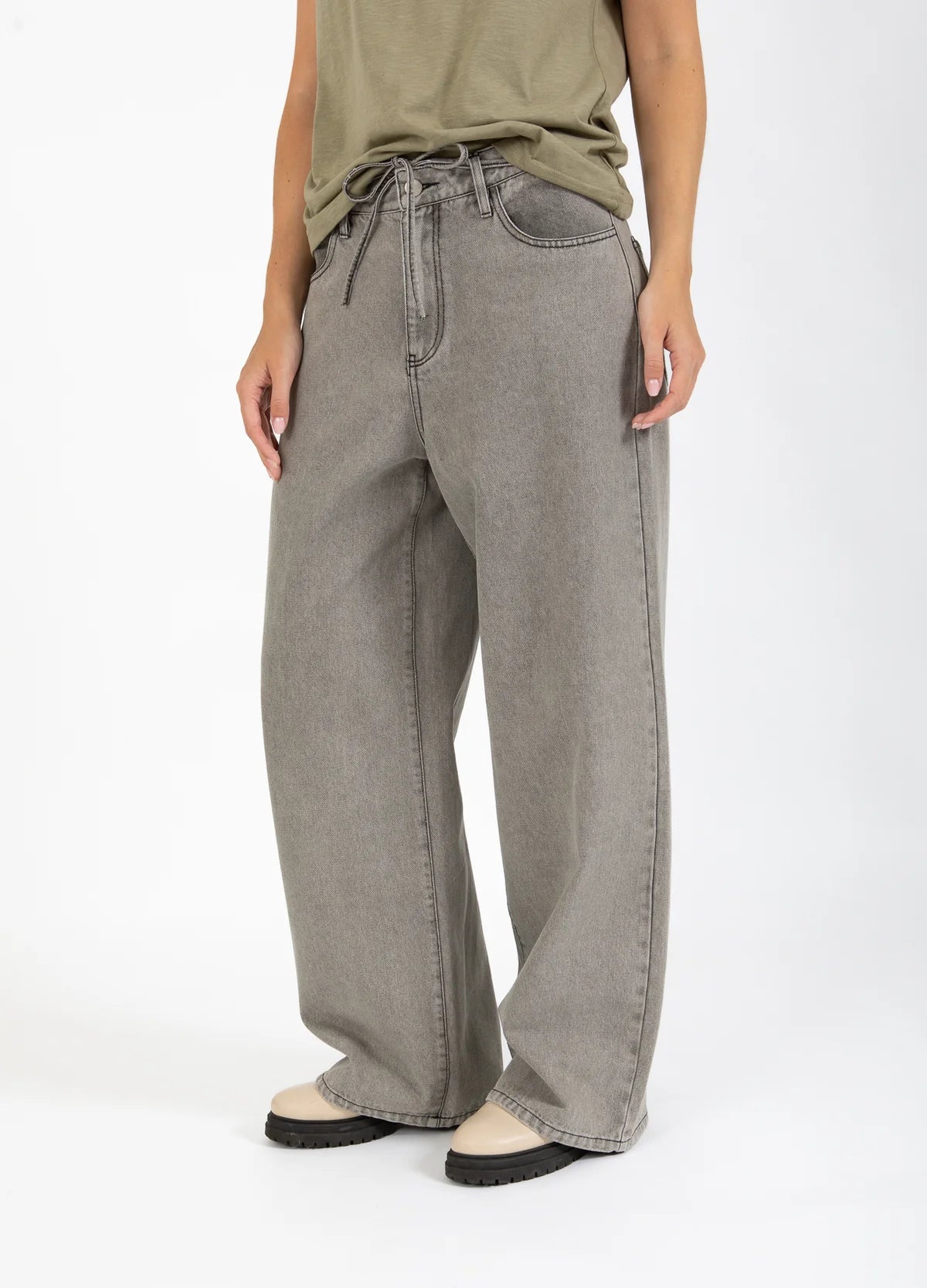 CC Heart Quinn Loose Denim Pants in Grey Denim - the tartan fox