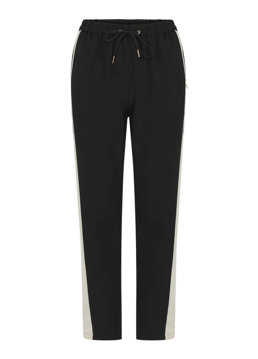 COSTER Sporty Pants with Side Panel in Crème/Black - the tartan fox