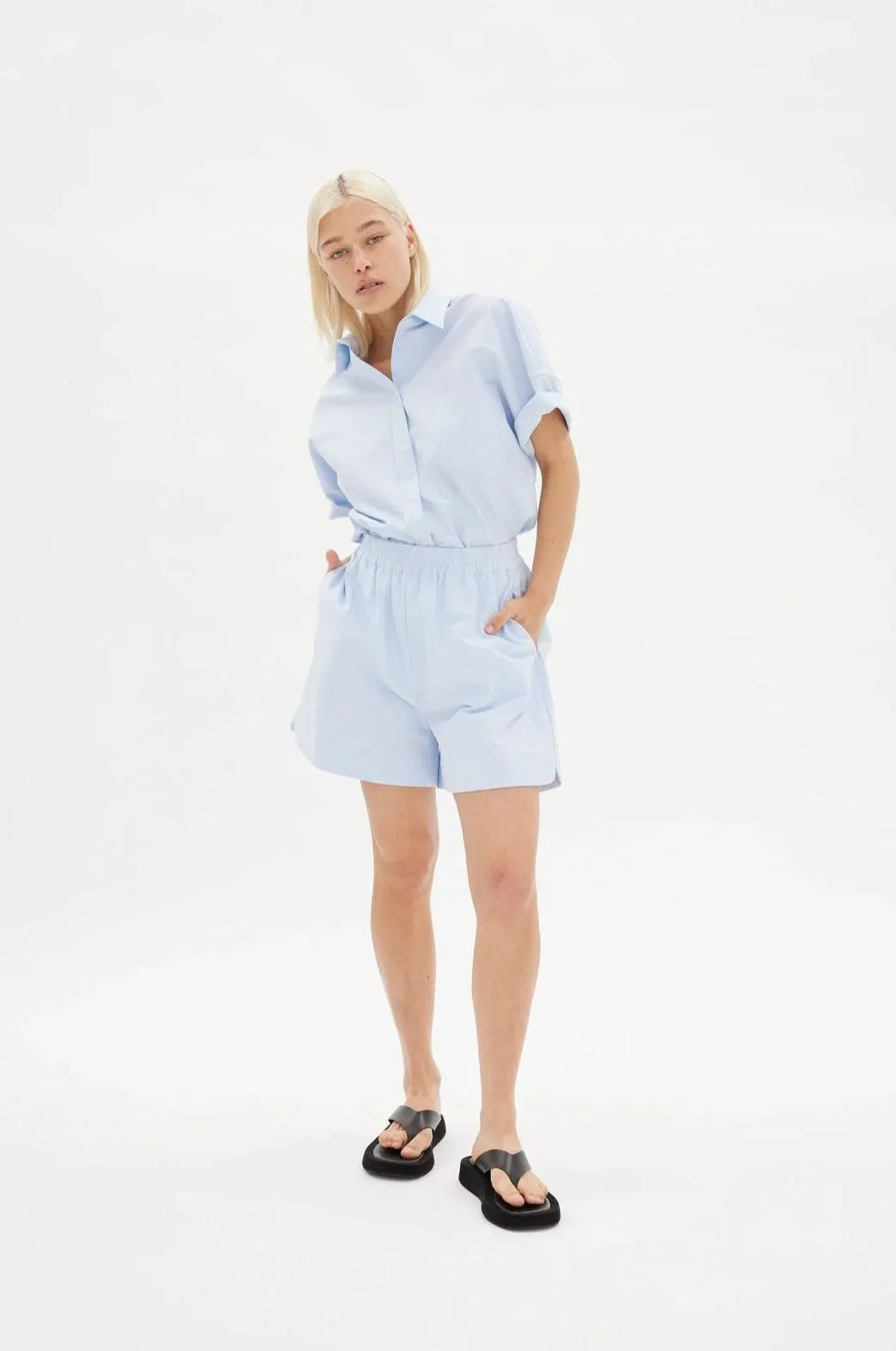 LMND Oxford Short in Blue - the tartan fox