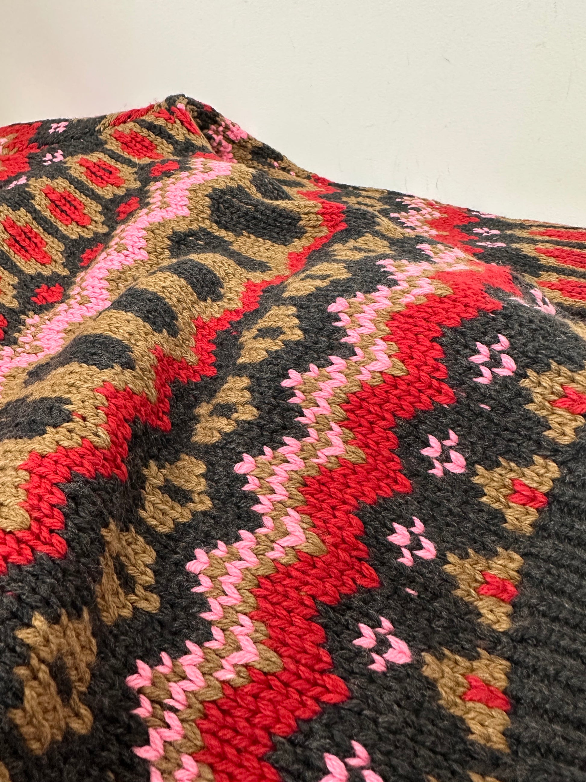 Maxted Winter Fairisle V-Neck Sweater - the tartan fox