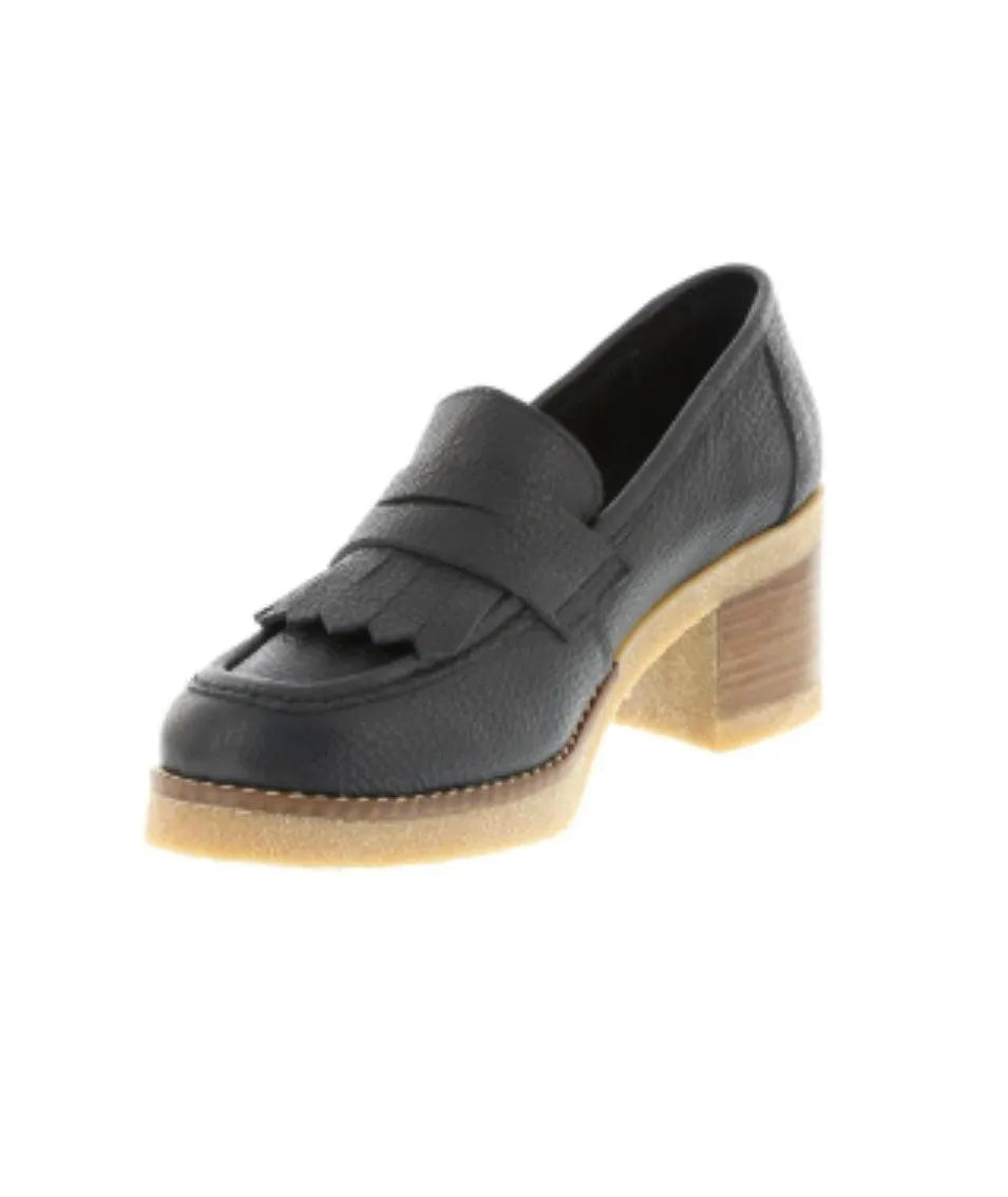 Neo Shoes Metis Loafer in Black - the tartan fox
