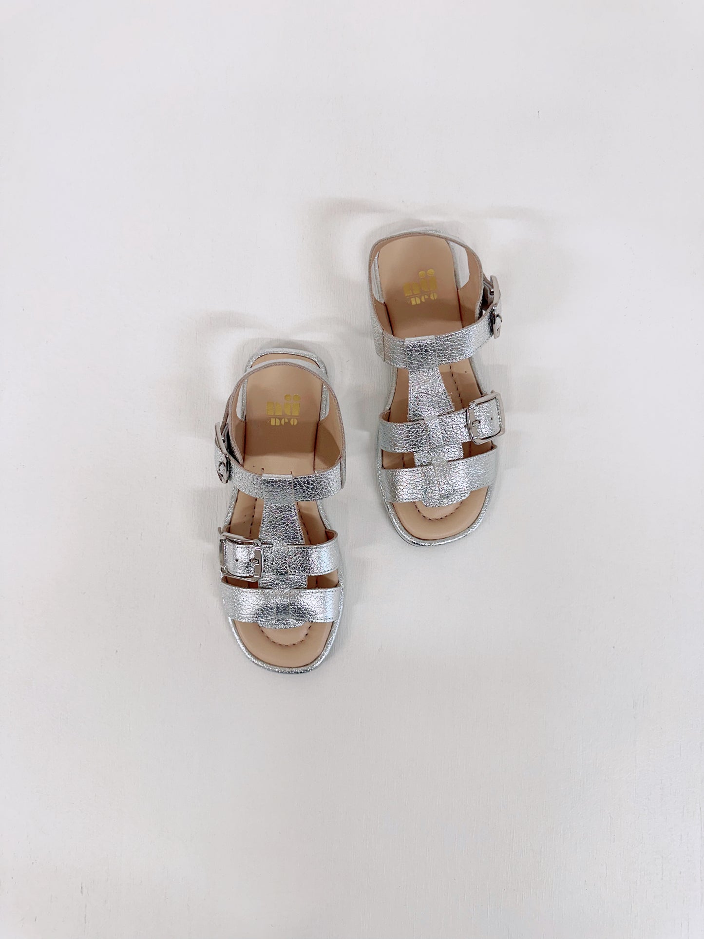 Nu Neo Pia Metallic Leather Sandal in Silver - the tartan fox