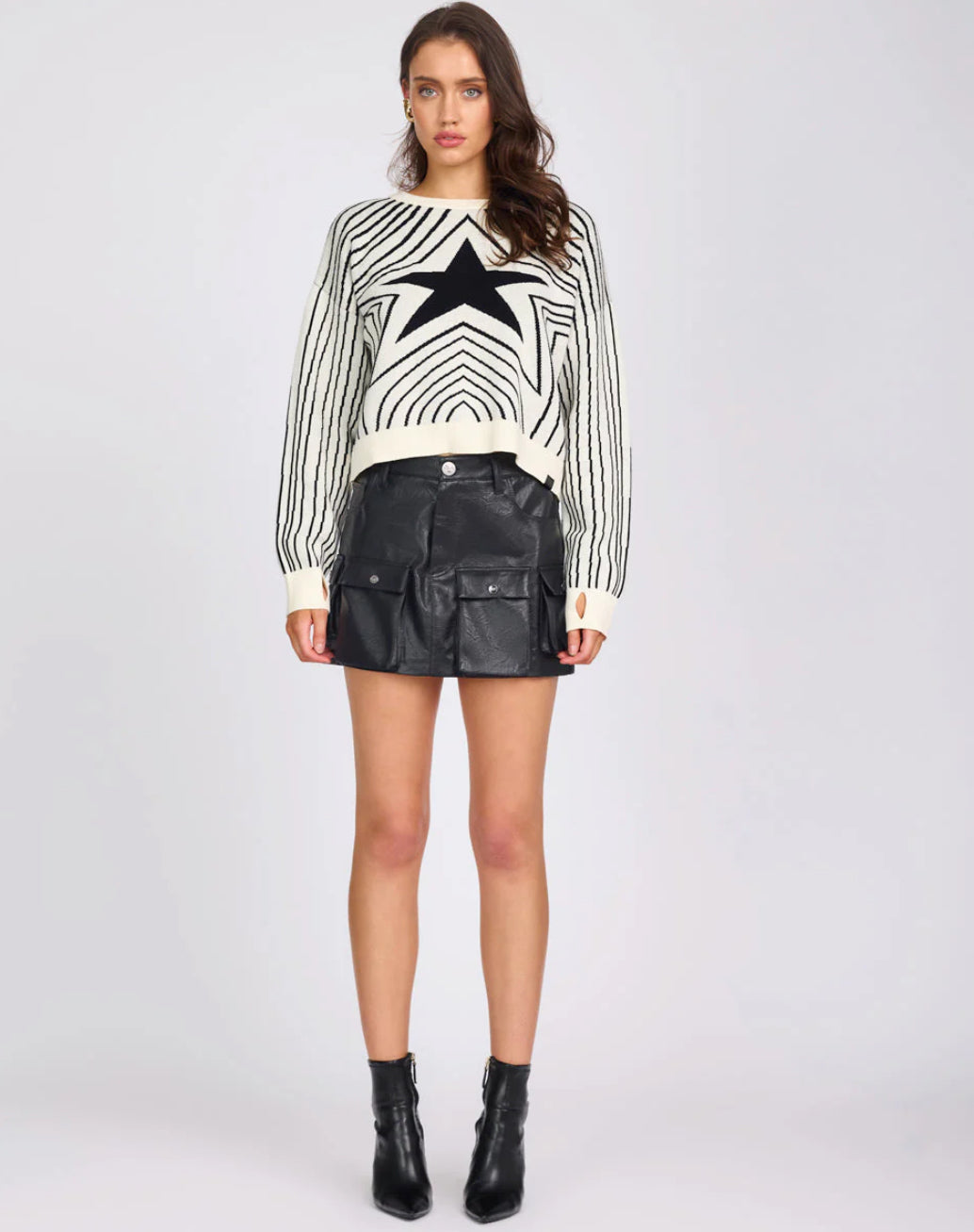 One Teaspoon Star Gazing Knitted Sweater in Mono - the tartan fox