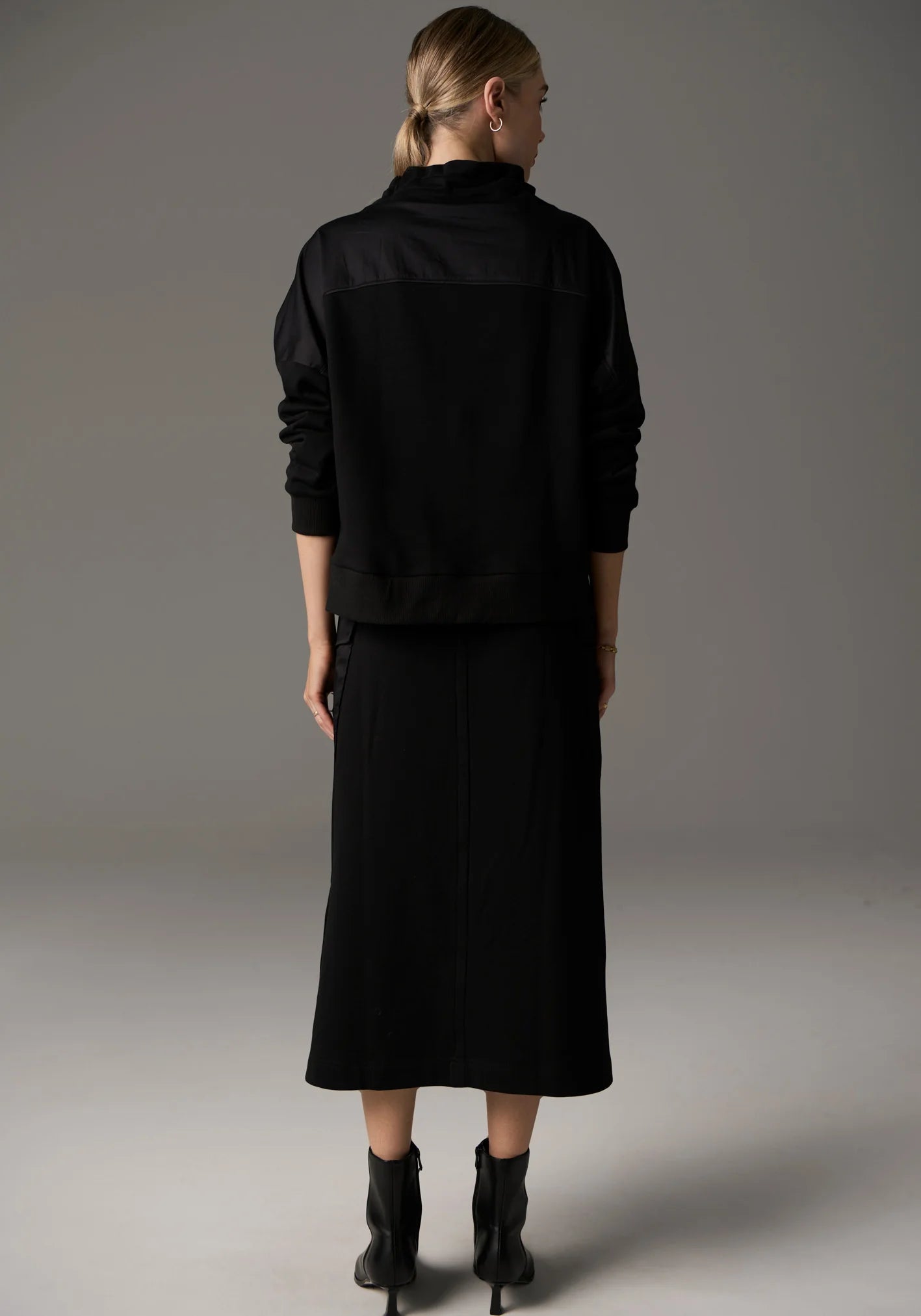 POL Nuray Sweatshirt in Black - the tartan fox