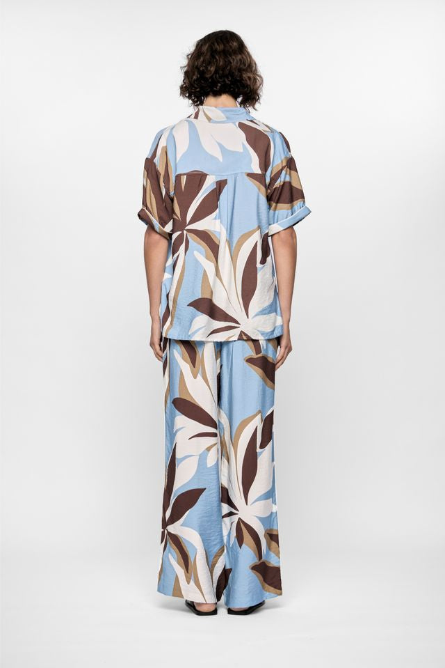 Staple the Label Maeve Resort Shirt in Resort Floral - the tartan fox