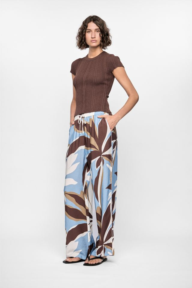 Staple the Label Maya Rib Knit Tee in Espresso - the tartan fox