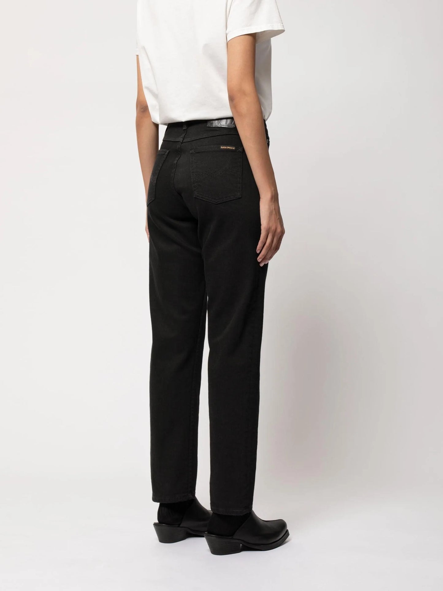 Nudie Jeans Straight Sally in Everblack - the tartan fox