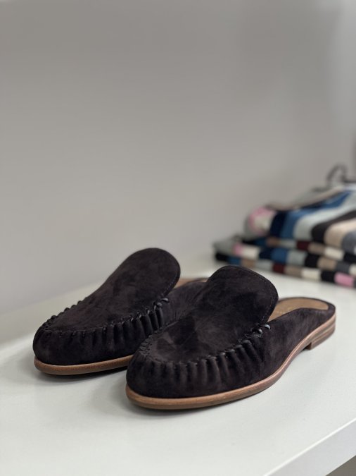Shop EOS Footwear at The Tartan Fox: 2026 Style Guide