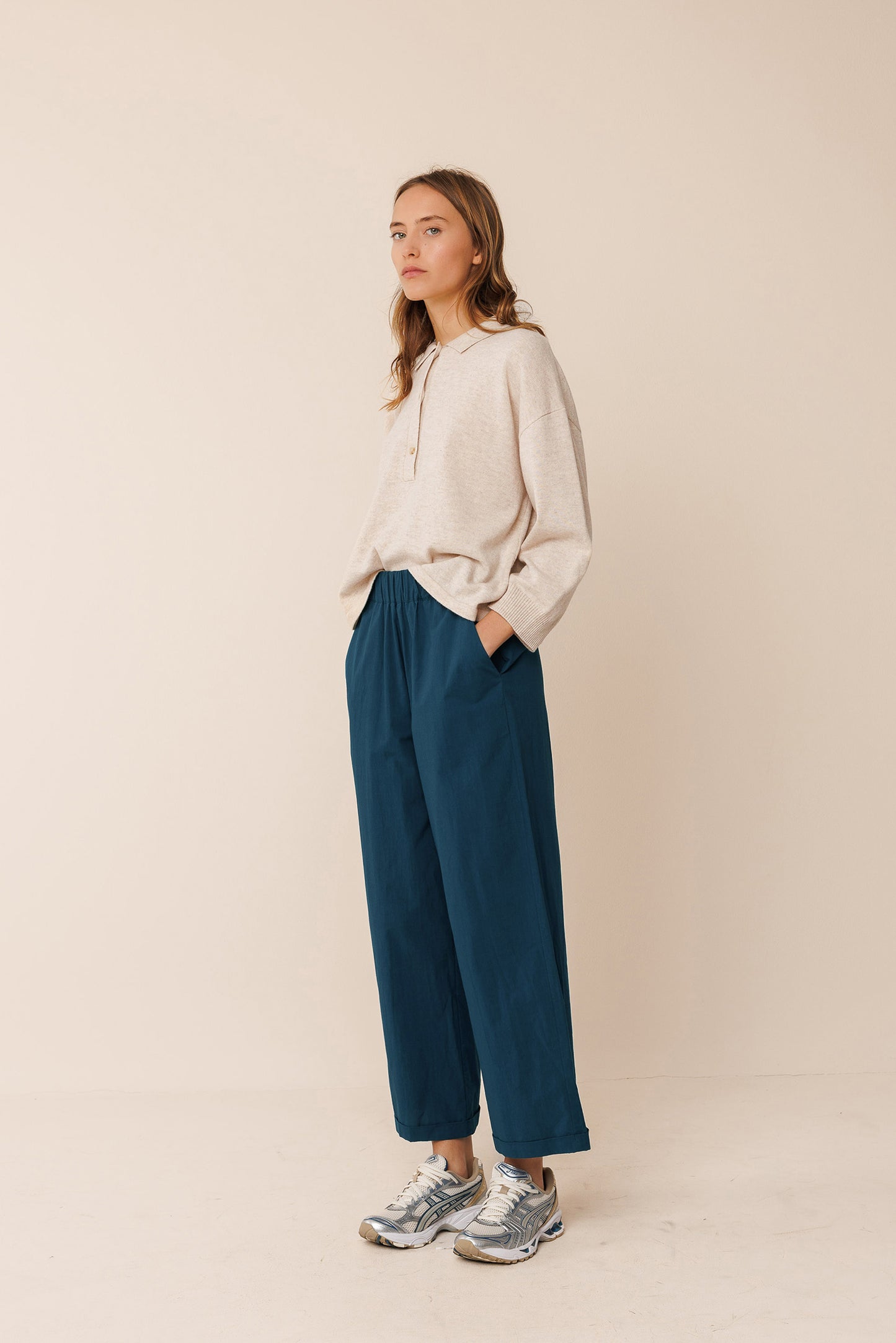 Indi and Cold Cotton Pant in Marino