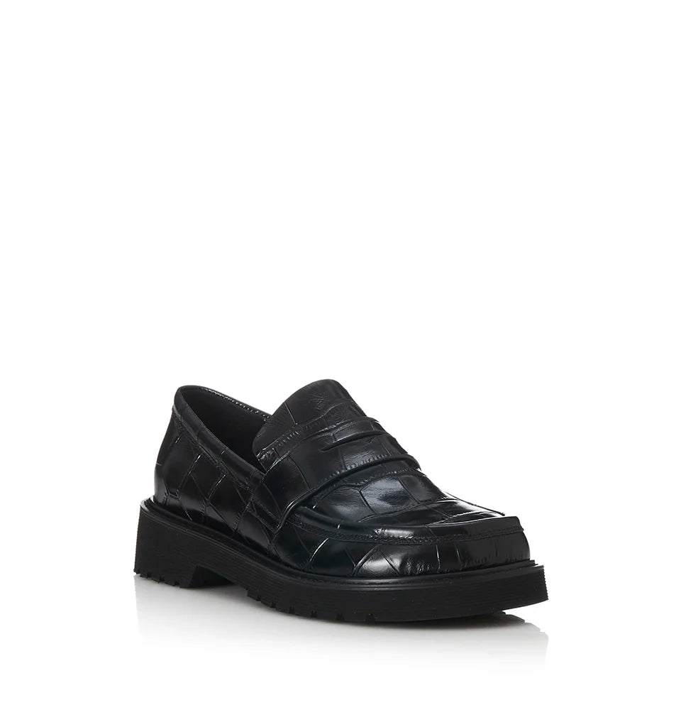 Alias Mae Skye Loafer in Black Croc - the tartan fox