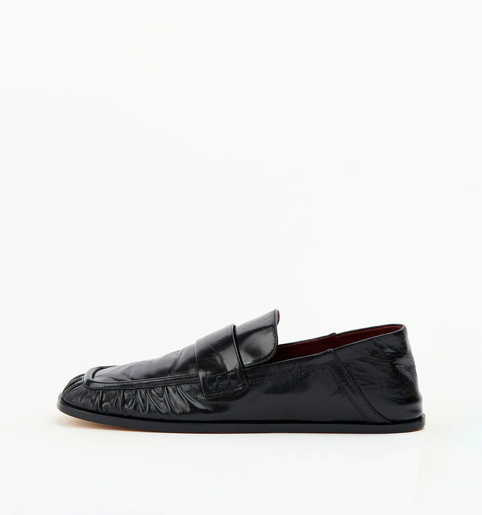 Alias Mae Kruz Loafer Black Oily Crinkle Leather