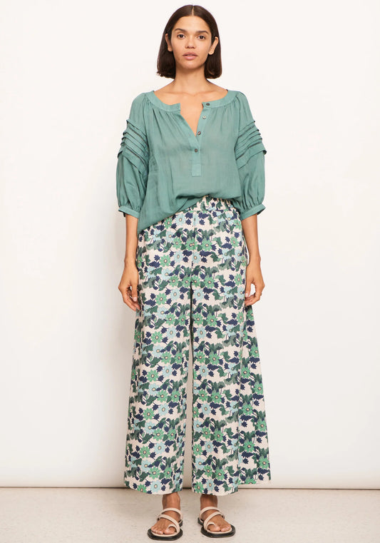 POL Clothing Delphine Pant in Delphine Print