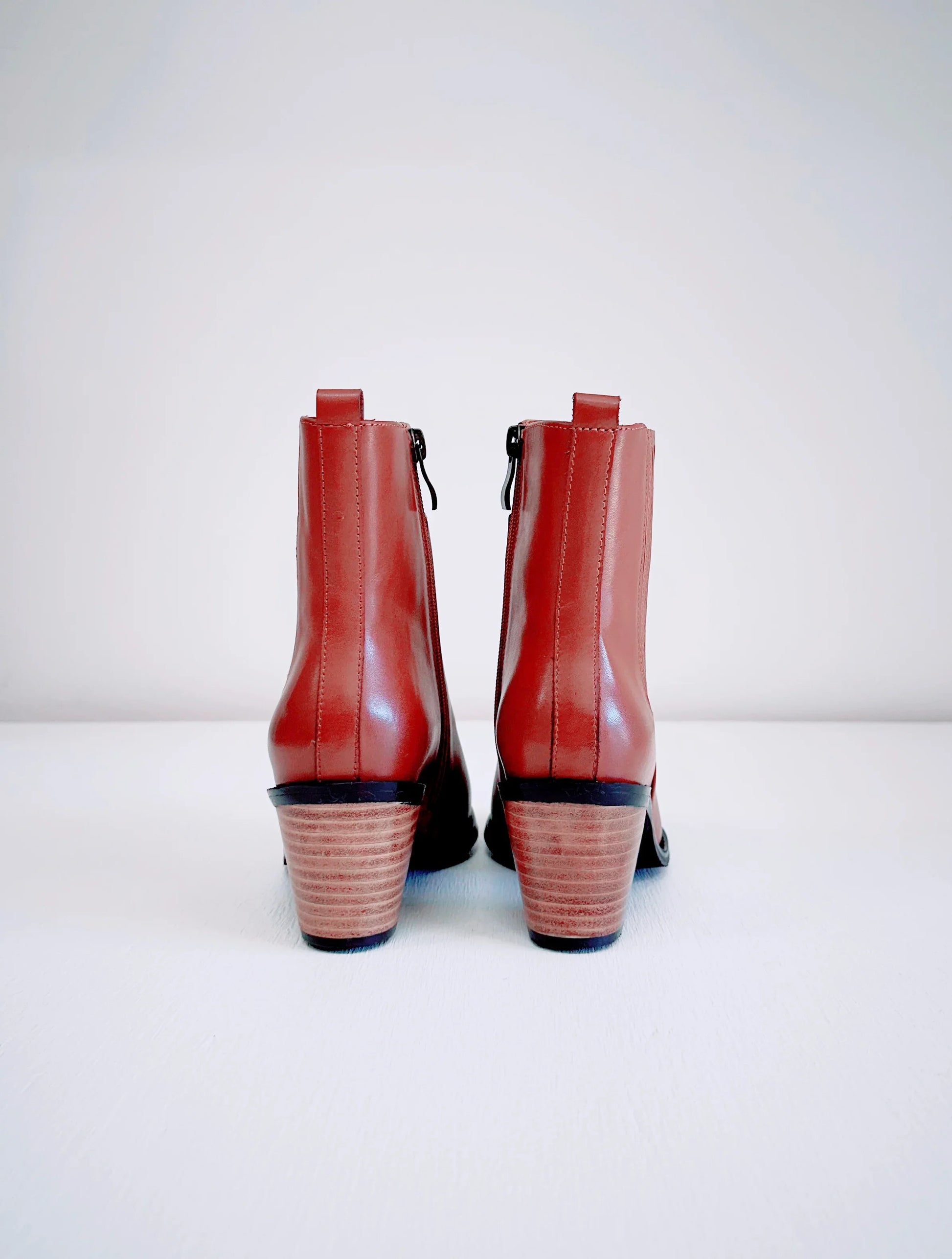 2 Baia Vista MY2366 Ankle Boot in Cuoio - the tartan fox