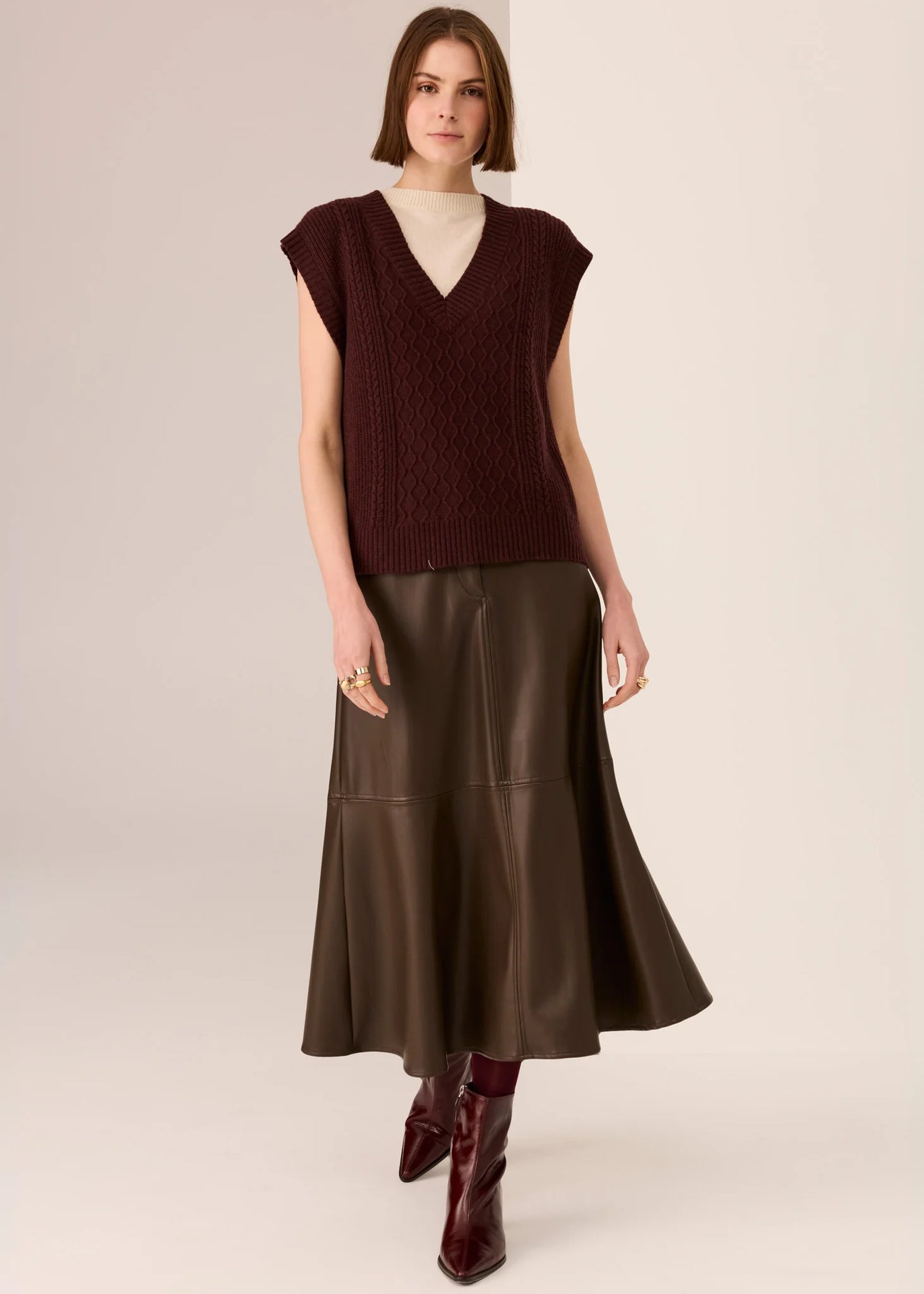 POL Loren Cable Vest Merlot