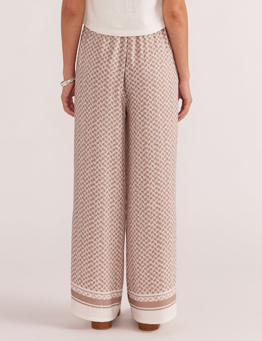 Staple the Label Soleil Drawstring Pants in Beige