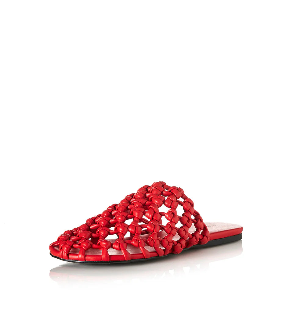 Alias Mae Hezu Slide in Scarlet