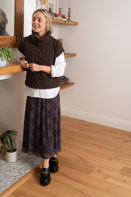 Maxted Nova Sleeveless Roll Neck