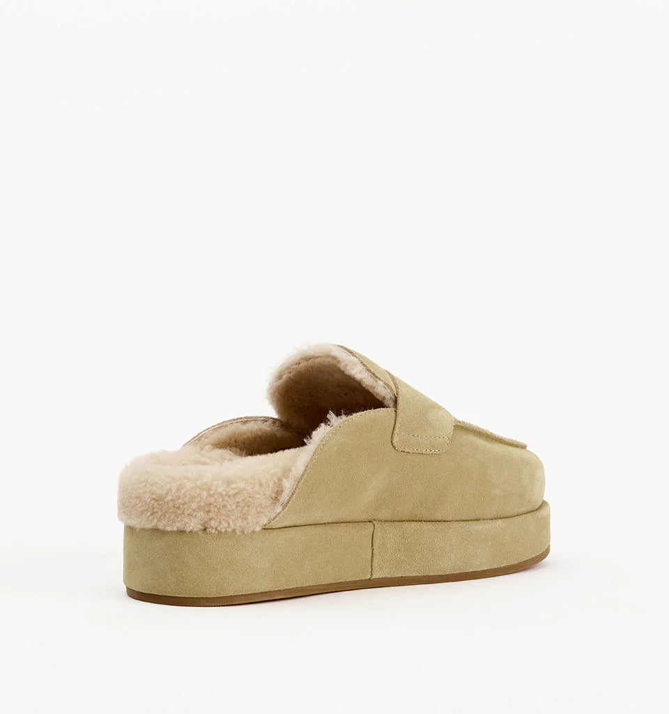 Alias Mae Burkley Loafer Dune Suede / Shearling