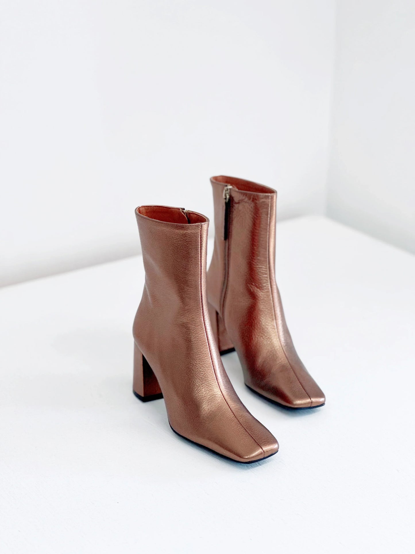 Neo Galaxy Copper Boots