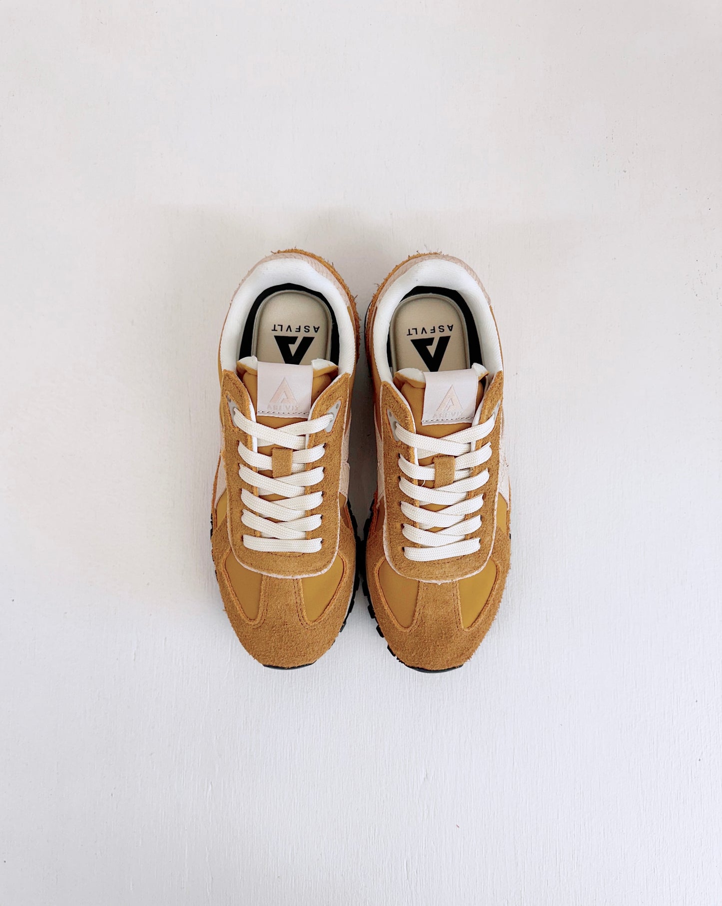 ASFVLT Gate Sneaker Oak Snake Gold