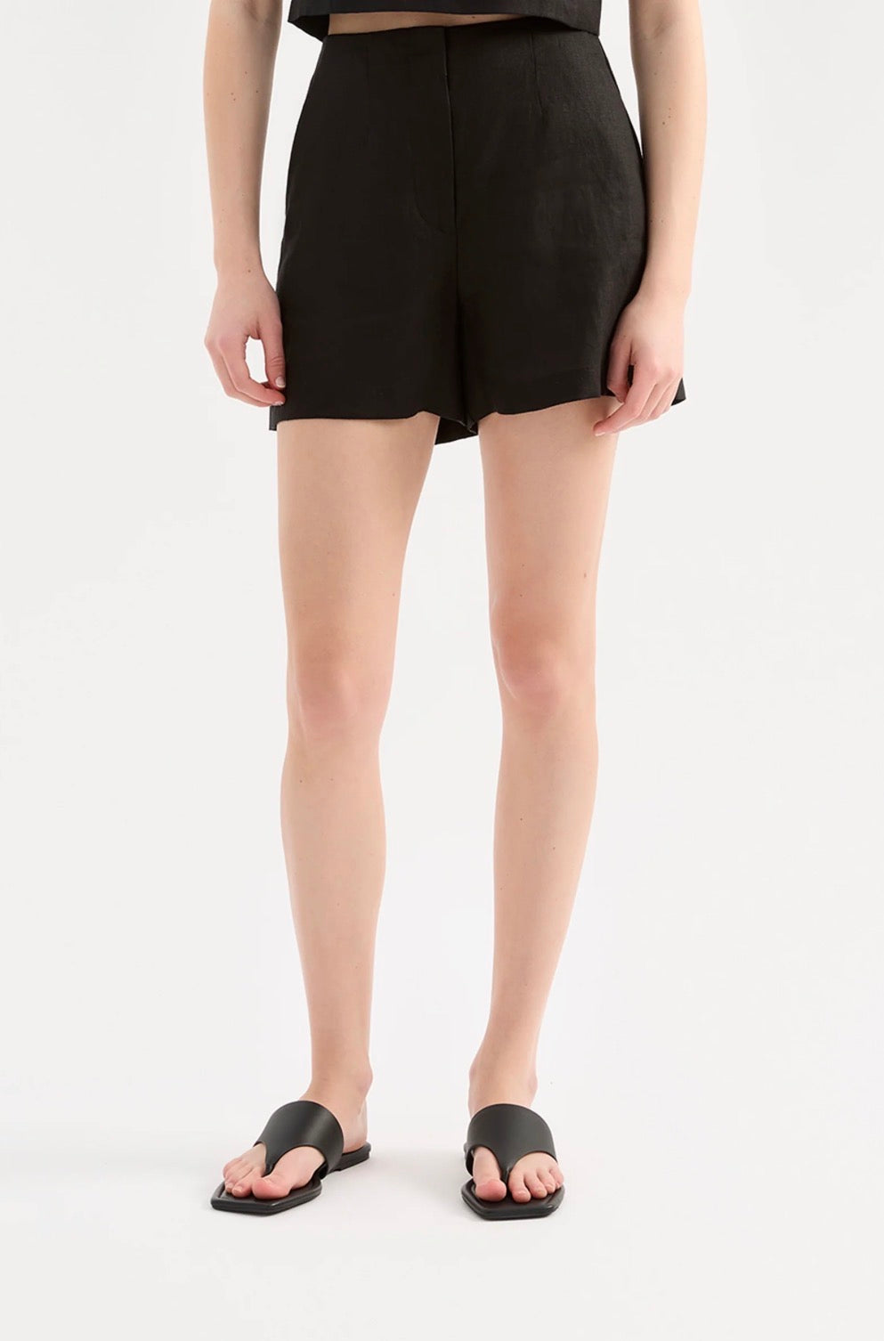 Nude Lucy Marli Linen Short