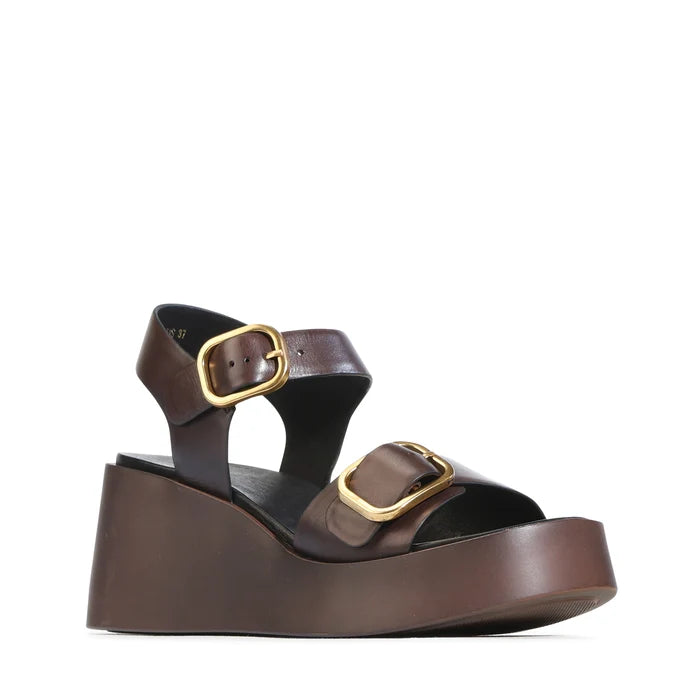 EOS Arias Wedge Sandal in Chestnut