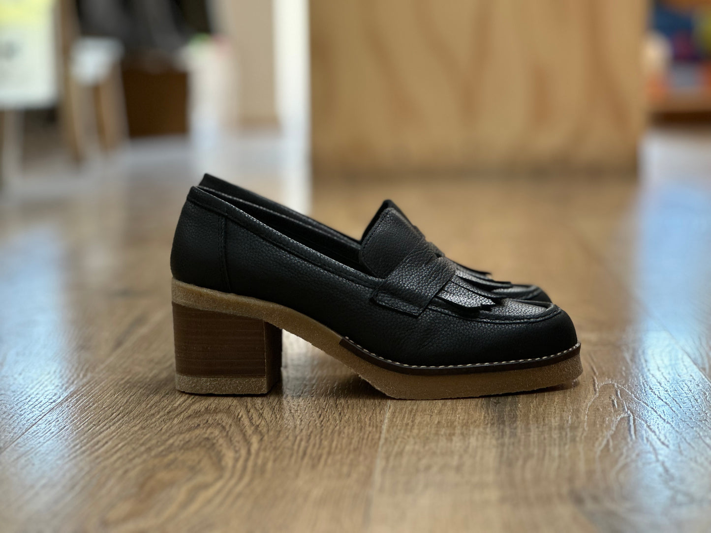 Neo Shoes Metis Loafer in Black
