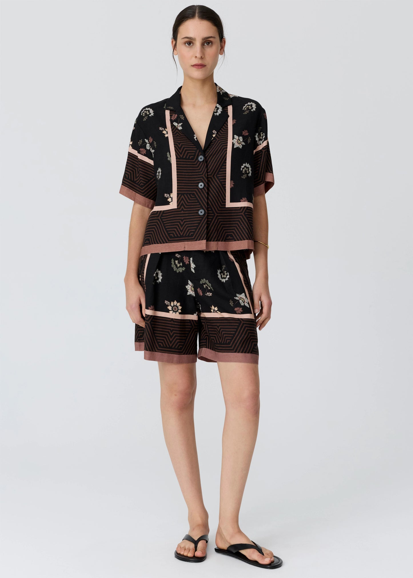 POL Trellis Short in Trellis Scarf Print