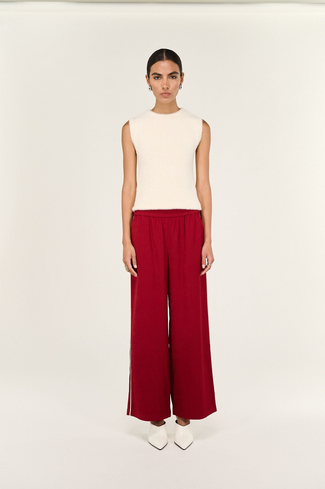 Staple the Label Echo Mid Rise Relaxed Pant