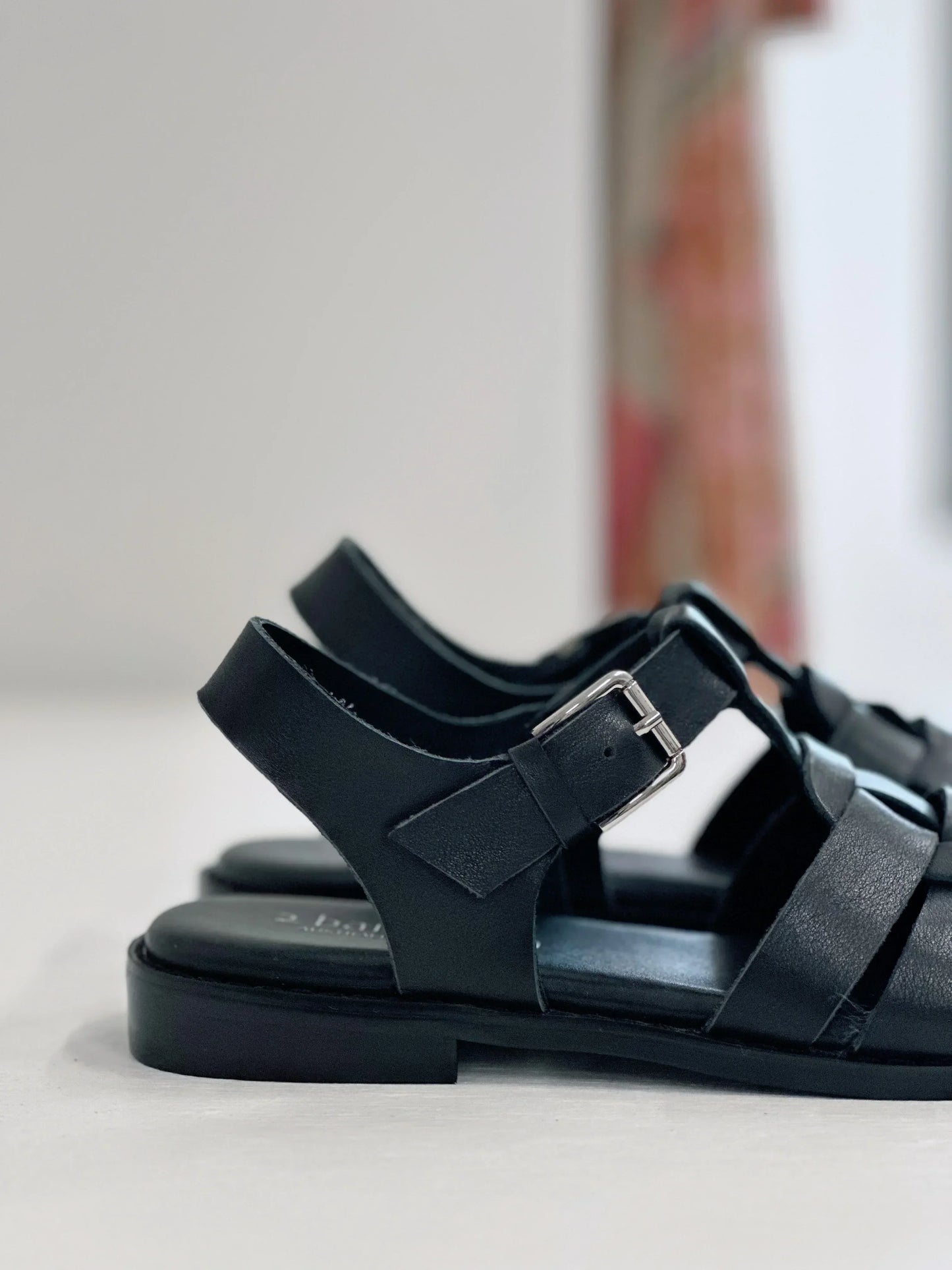 2 Baia Vista Fisherman Sandal in Black