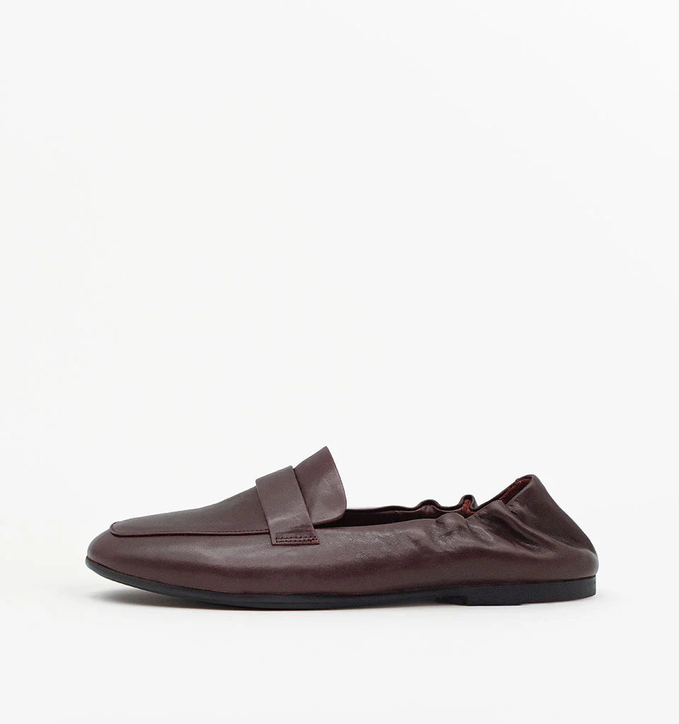 Alias Mae Ives Loafer Burgandy Oily Leather