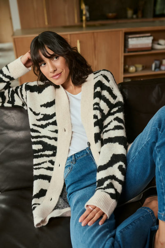 Kaffe KAsandra Knit Cardigan Turtledove / Black Animal Print