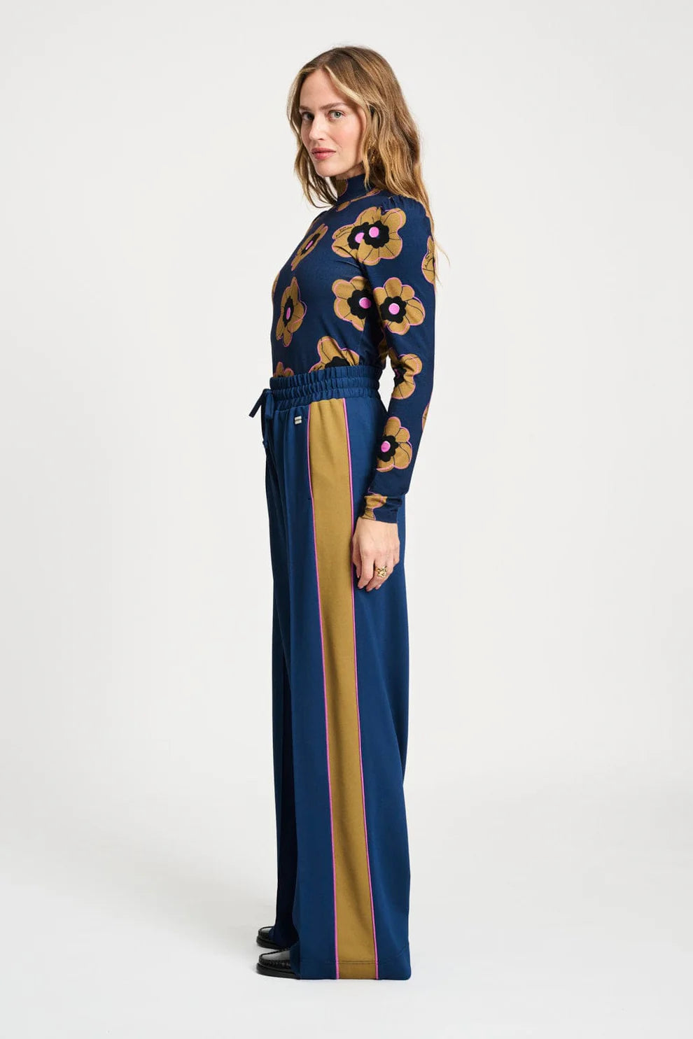 POM Amsterdam Fleurs Parfaites Turtleneck