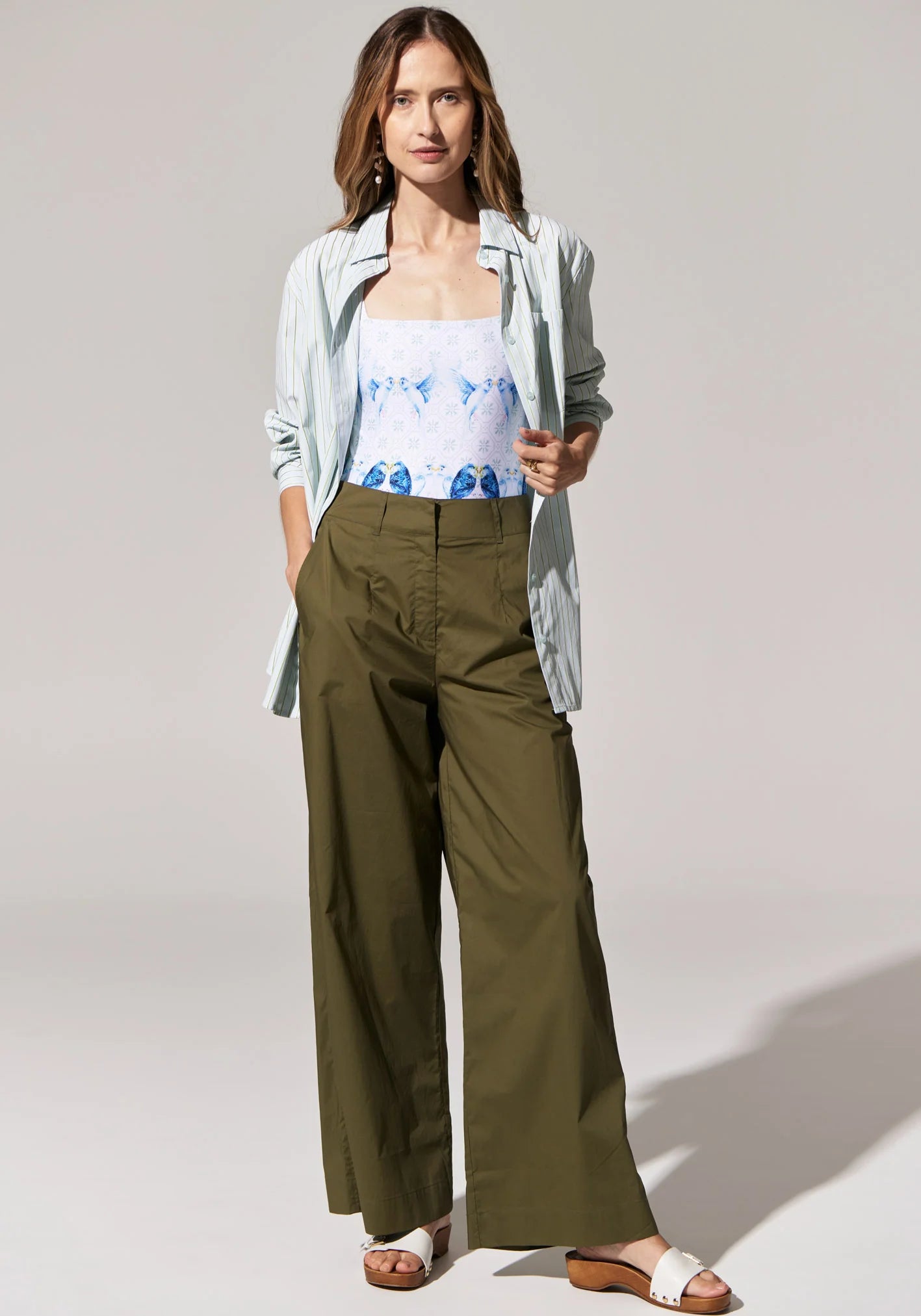 POL Toya Wide Leg Pant in Khaki