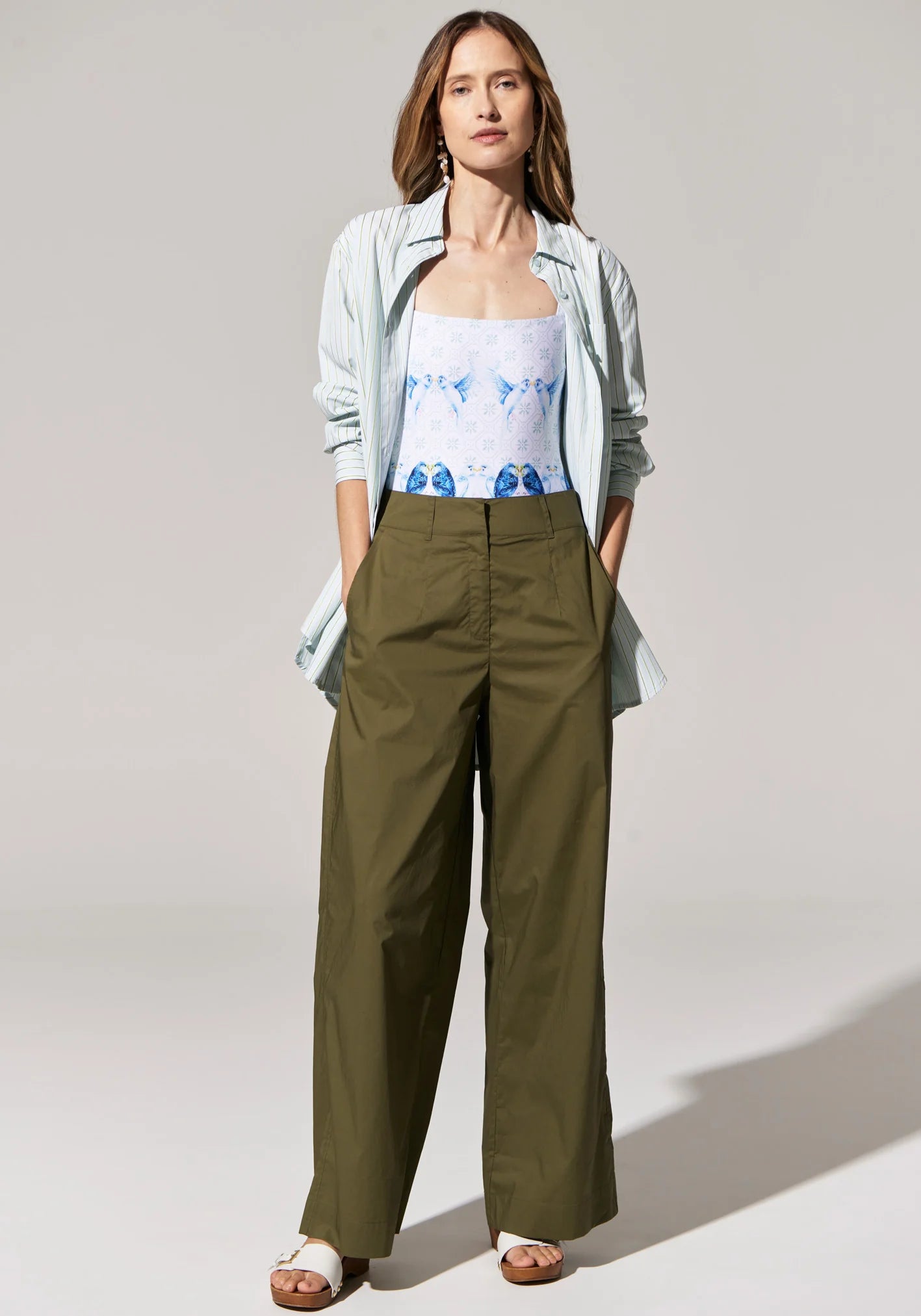 POL Toya Wide Leg Pant in Khaki