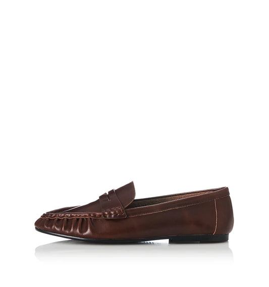 Alias Mae Ivana Loafer in Walnut Wax