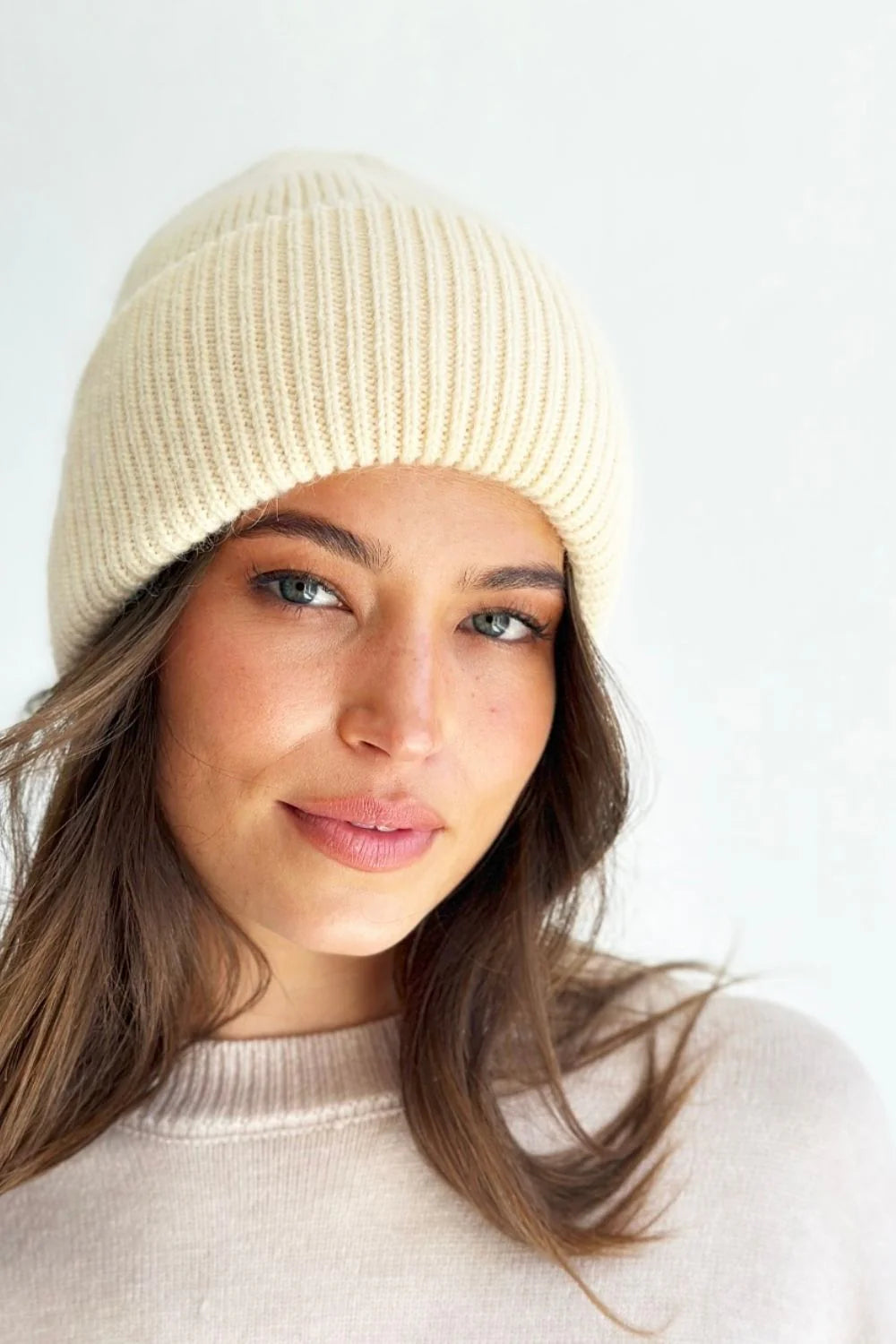 Mosk Helskini Beanie in Cream