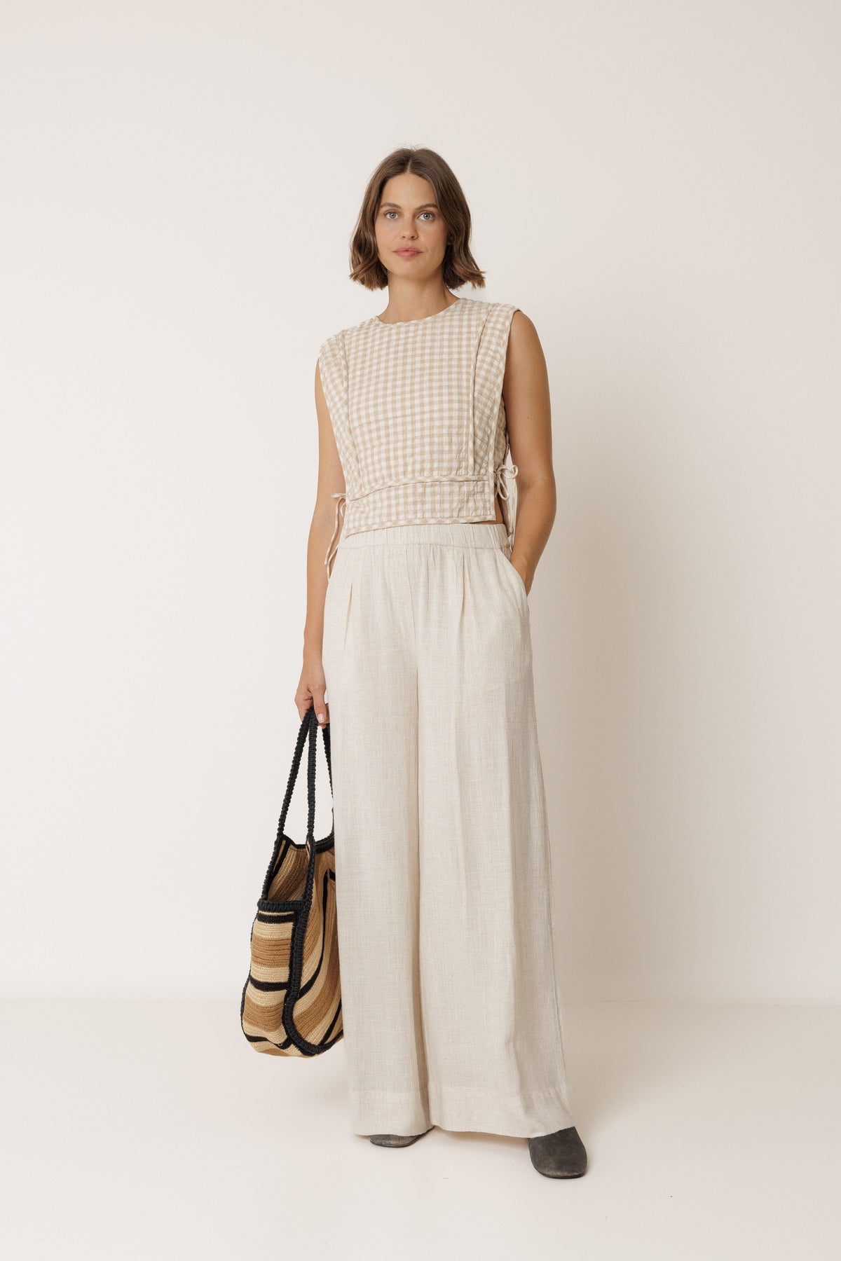 Indi & Cold Herringbone Shopping Bag in Negro