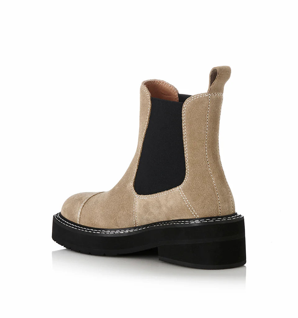 Alias Mae Ebony Chelsea Boot in Natural Suede - the tartan fox