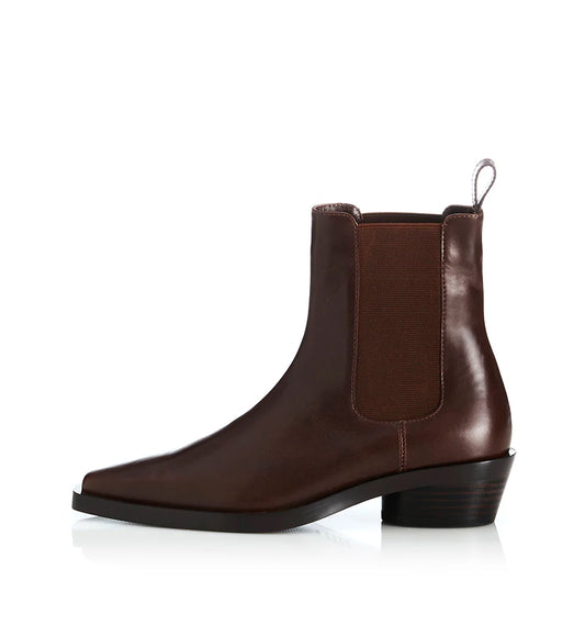 Alias Mae Remy Boot in Walnut Wax - the tartan fox