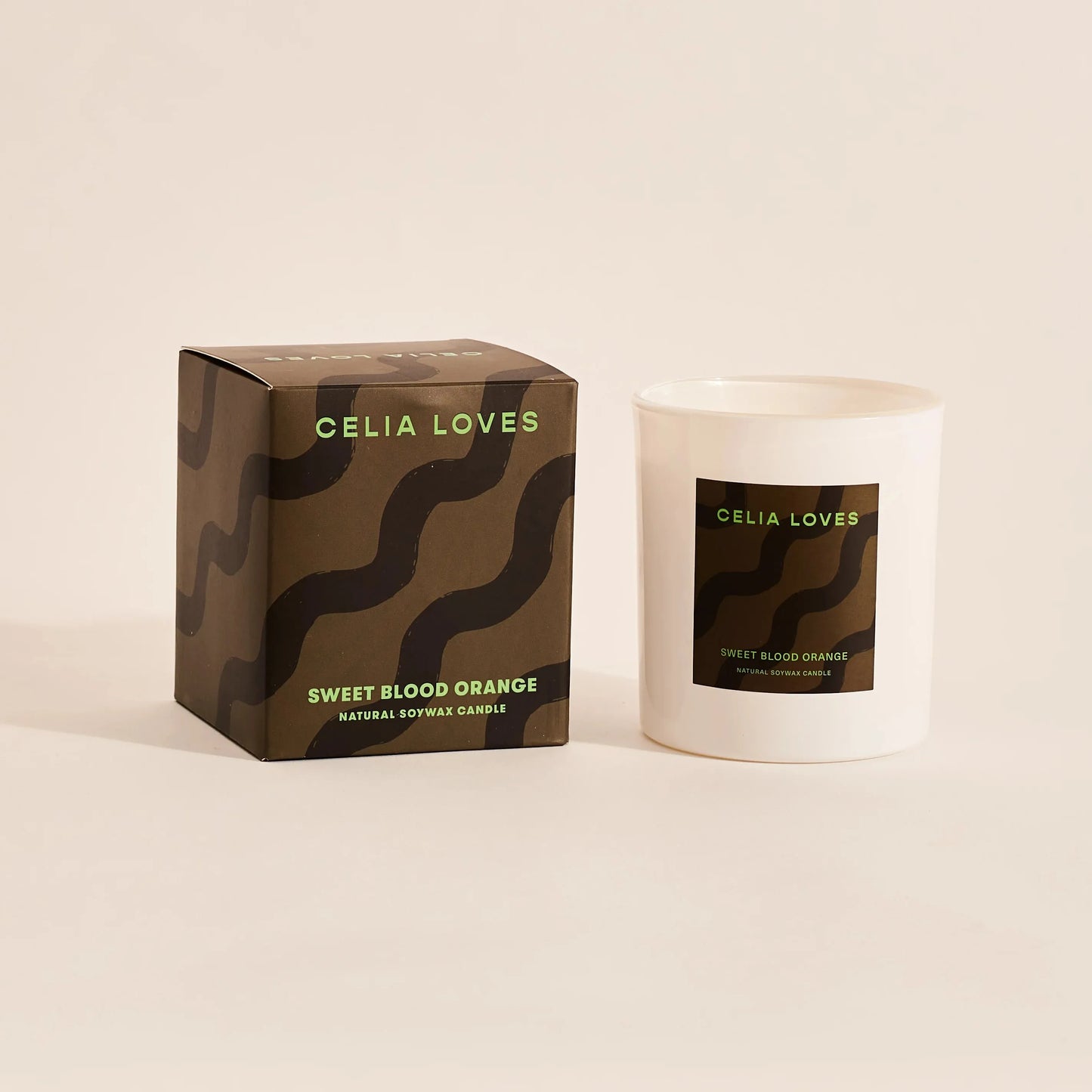 Celia Loves Sweet Blood Orange Candle - the tartan fox