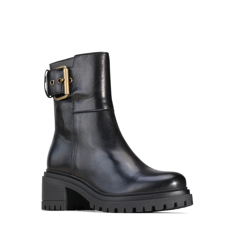 EOS Sunderland Boot in Black Leather - the tartan fox