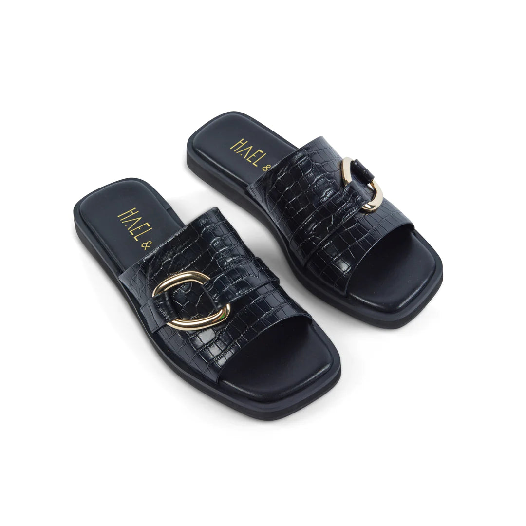 Hael and Jax Josie Sandals in Black - the tartan fox